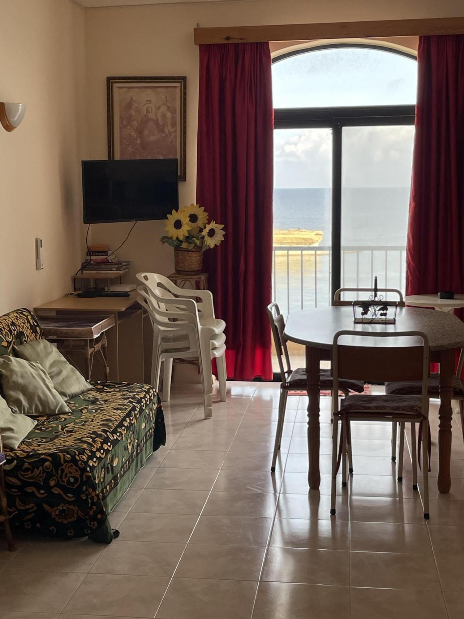 Marsalforn Seaview Apartment In A Quiet Area Qbajjar Dış mekan fotoğraf
